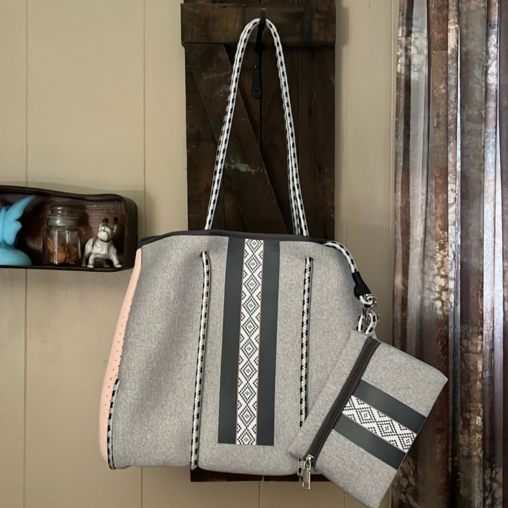 IBFUN neoprene, tote bag in a size large